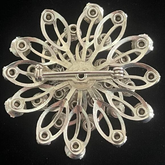 Vintage, Estate - 1950s Silver Tone Rhinestone Atomic Sunburst Brooch, unsigned - Picture 3 of 6